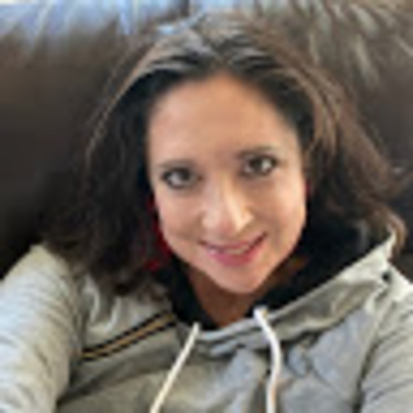 Meet your Posher, Tina - Picture 1 of 1